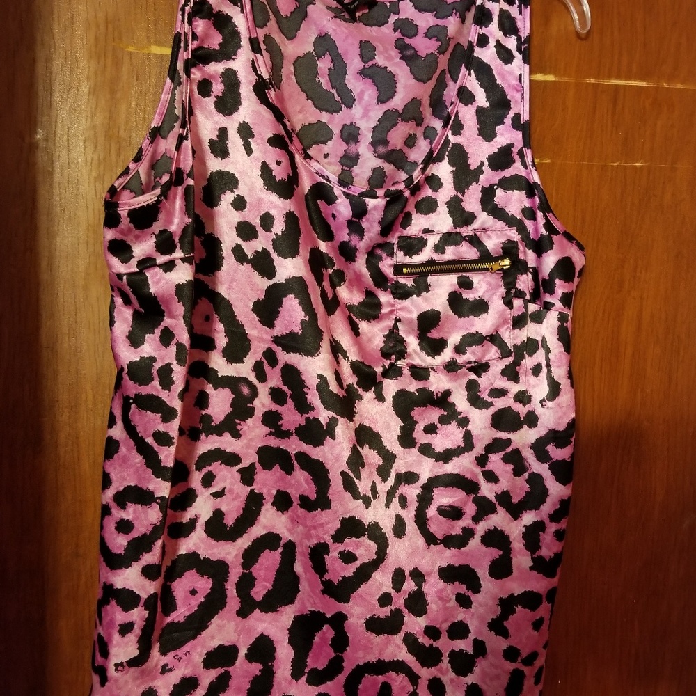 Pink leopard tank top